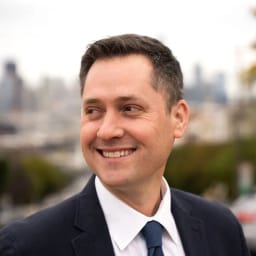 Dylan Hirsch-Shell logo